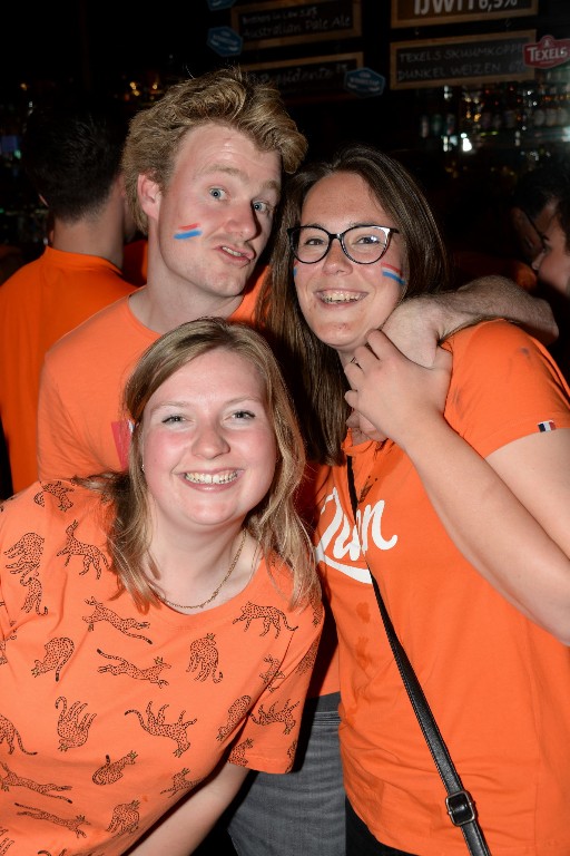 ../Images/Koningsnacht 2022 in VdG 099.jpg